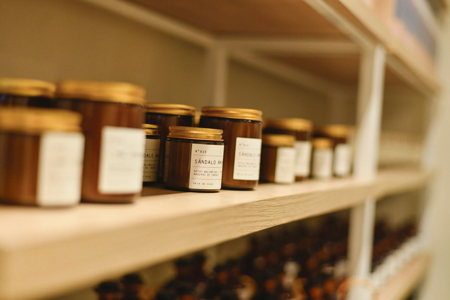 Envases para velas de soja: guía completa para elegir los mejores para tu emprendimiento